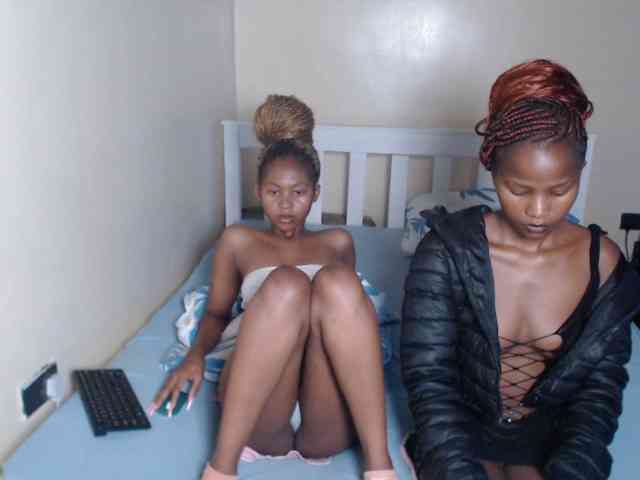 ItsYaGirlPookie webcam