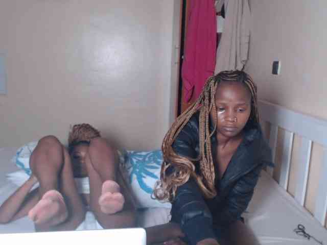 ItsYaGirlPookie webcam