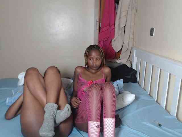 ItsYaGirlPookie webcam