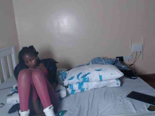 ItsYaGirlPookie webcam