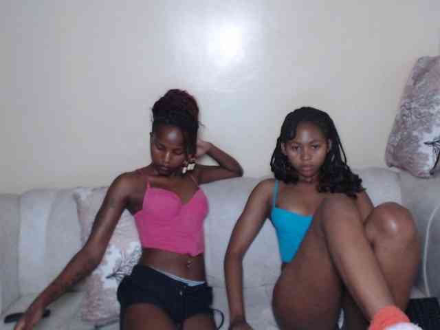 ItsYaGirlPookie webcam