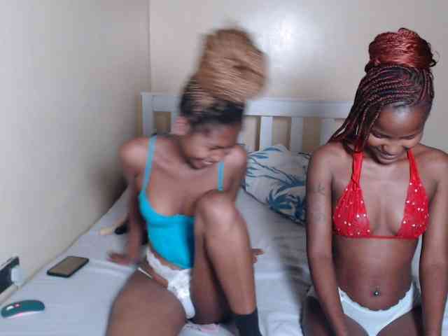 ItsYaGirlPookie webcam