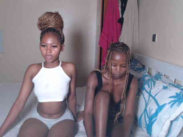 ItsYaGirlPookie webcam