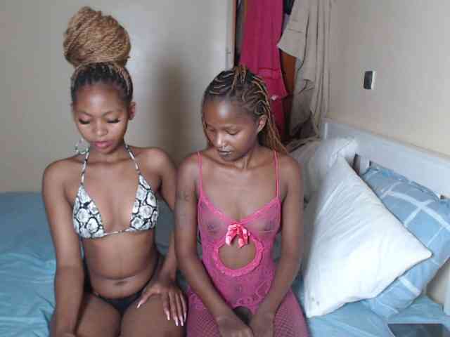 ItsYaGirlPookie webcam