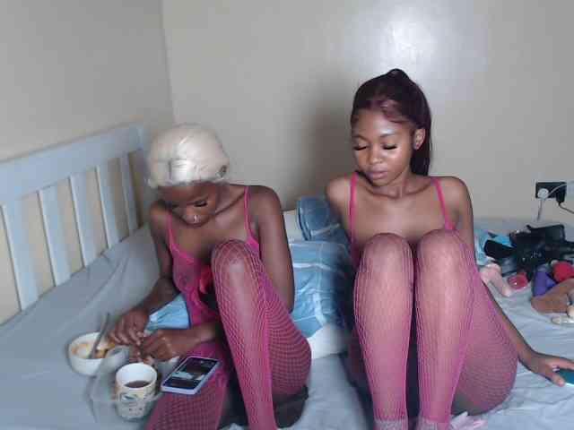 ItsYaGirlPookie webcam