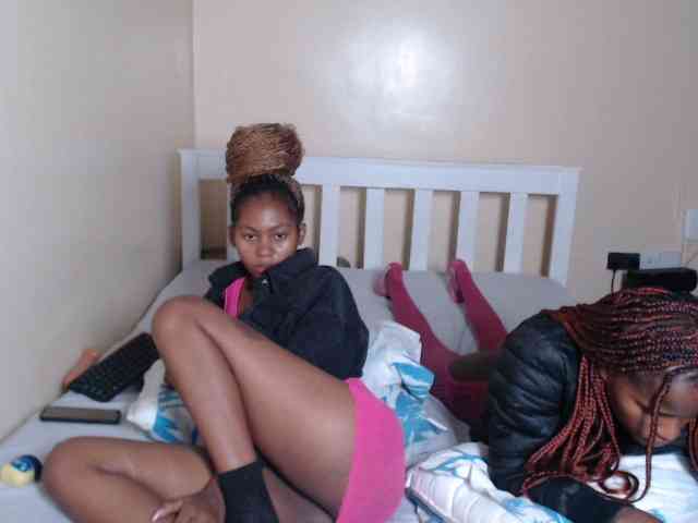 ItsYaGirlPookie webcam