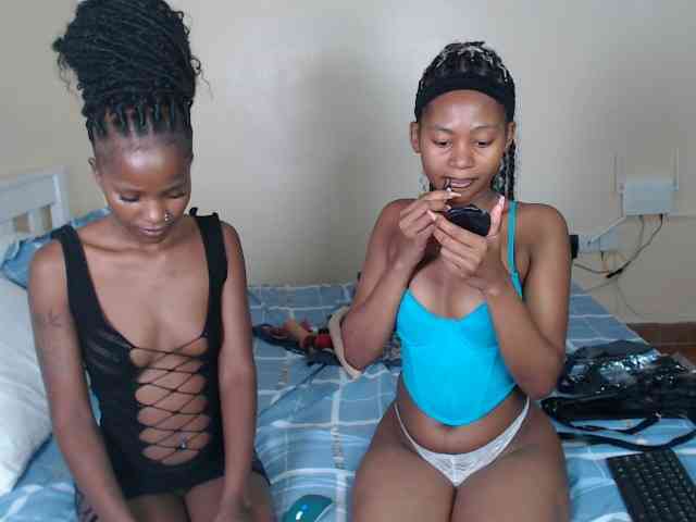 ItsYaGirlPookie webcam