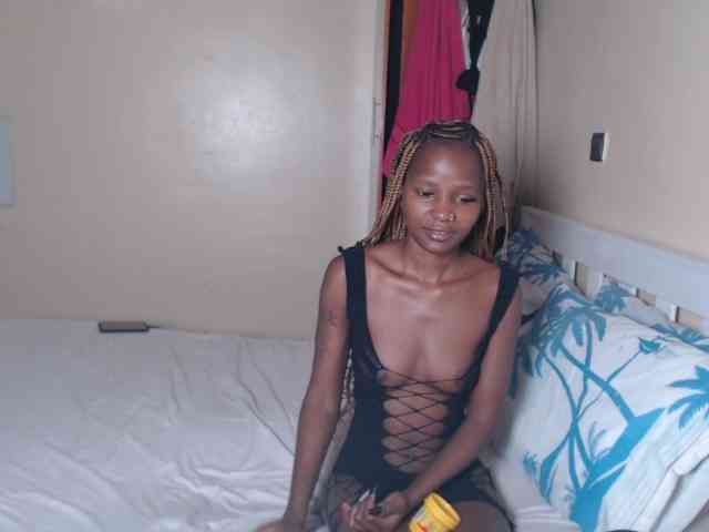 ItsYaGirlPookie webcam