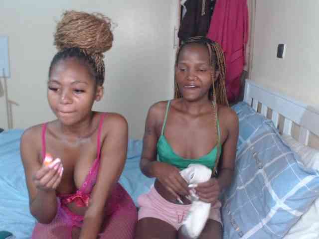 ItsYaGirlPookie webcam