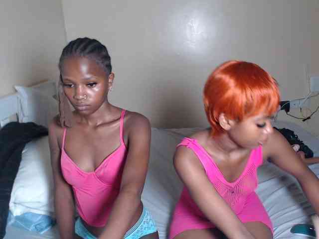 ItsYaGirlPookie webcam