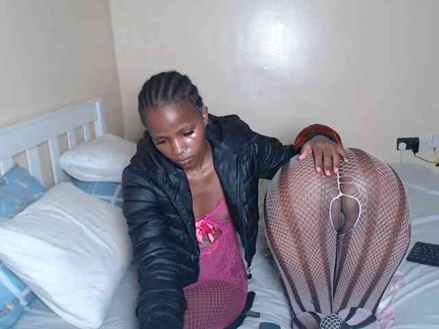 ItsYaGirlPookie webcam