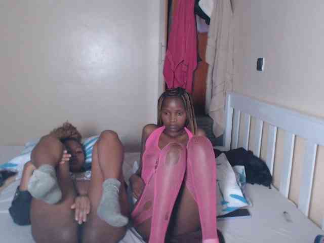 ItsYaGirlPookie webcam