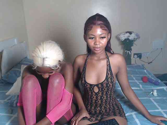 ItsYaGirlPookie webcam