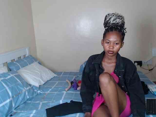 ItsYaGirlPookie webcam