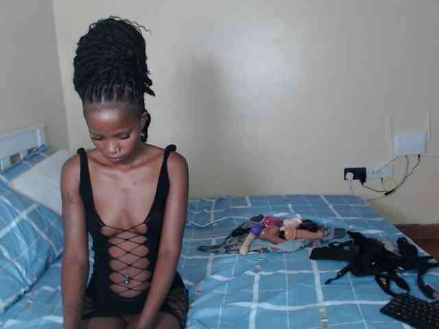 ItsYaGirlPookie webcam