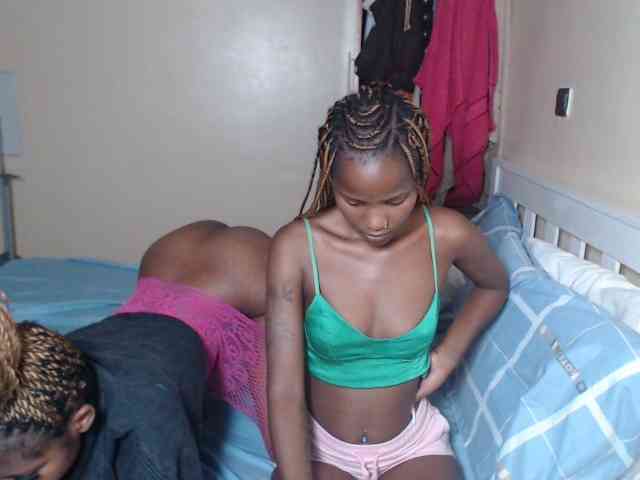 ItsYaGirlPookie webcam