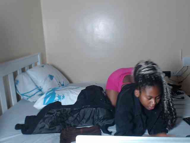 ItsYaGirlPookie webcam