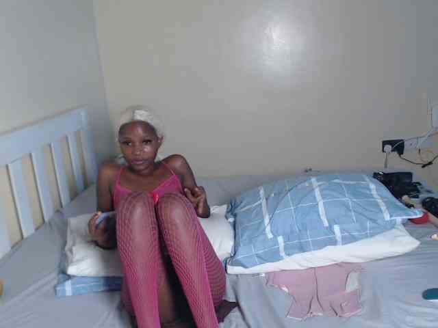 ItsYaGirlPookie webcam