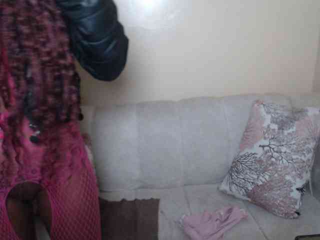 ItsYaGirlPookie webcam