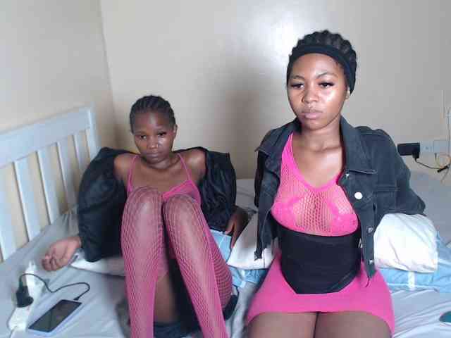 ItsYaGirlPookie webcam