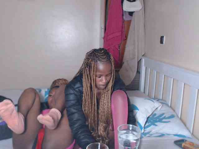 ItsYaGirlPookie webcam