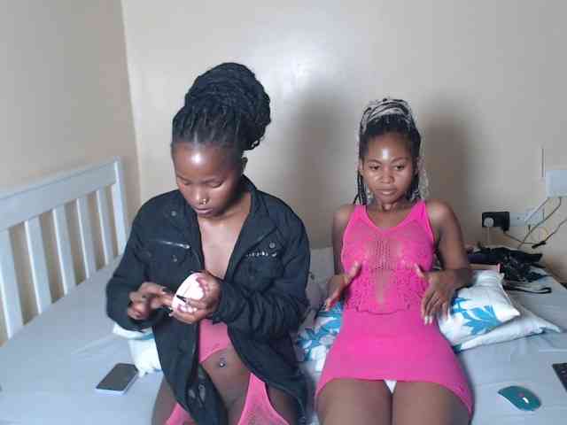 ItsYaGirlPookie webcam