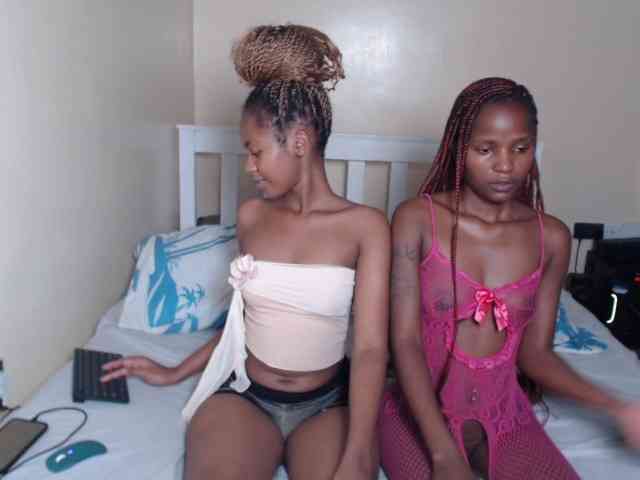 ItsYaGirlPookie webcam