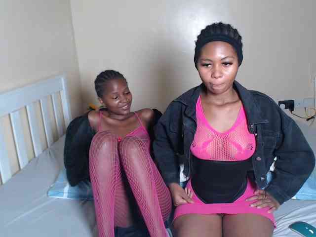 ItsYaGirlPookie webcam