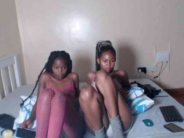 ItsYaGirlPookie webcam