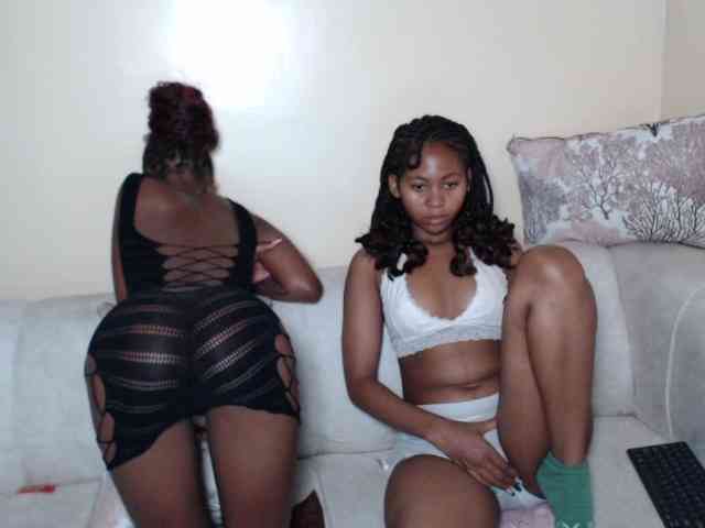 ItsYaGirlPookie webcam