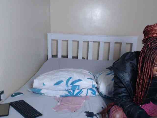 ItsYaGirlPookie webcam