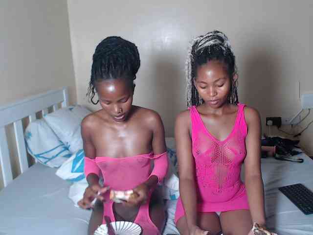 ItsYaGirlPookie webcam