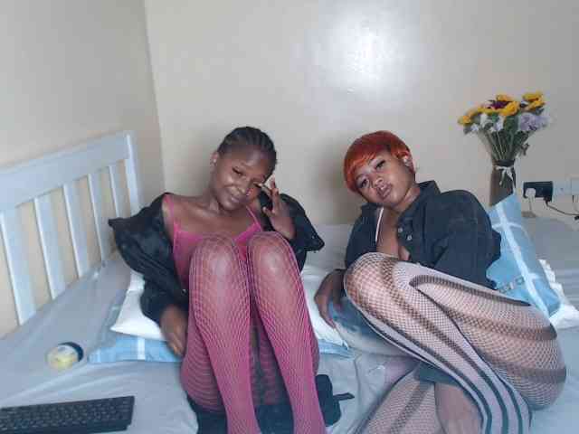 ItsYaGirlPookie webcam