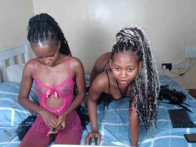 ItsYaGirlPookie webcam