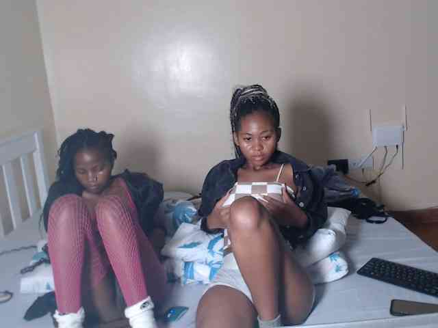 ItsYaGirlPookie webcam