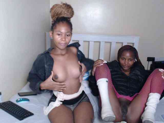 ItsYaGirlPookie webcam