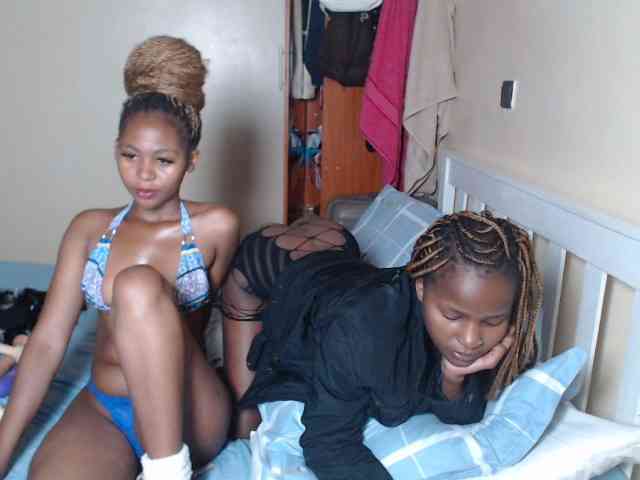 ItsYaGirlPookie webcam