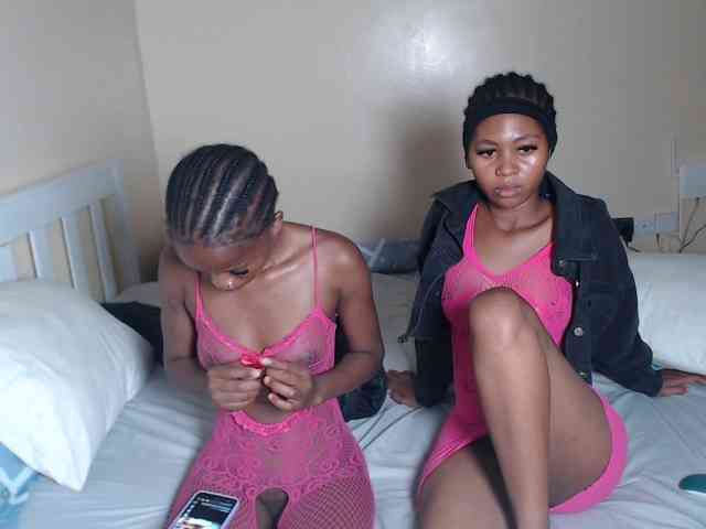 ItsYaGirlPookie webcam