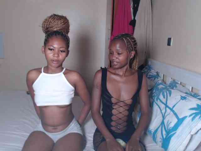 ItsYaGirlPookie webcam