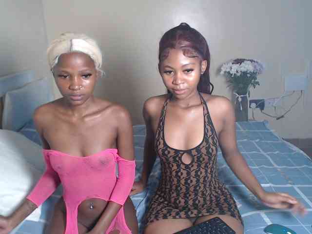 ItsYaGirlPookie webcam