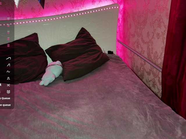 le modèle TraceyKalani est en webcam porno dans un show sur le site bongacams, il possède les tags suivants: White/Caucasian,Redhead,Shaved