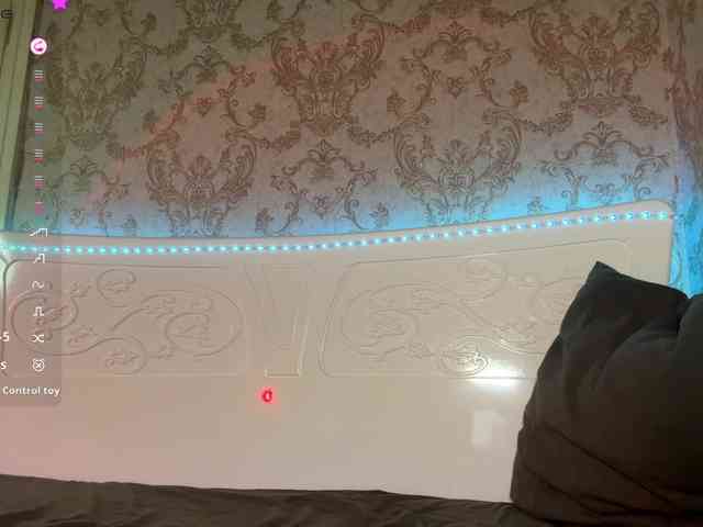 TraceyKalani TraceyKalani