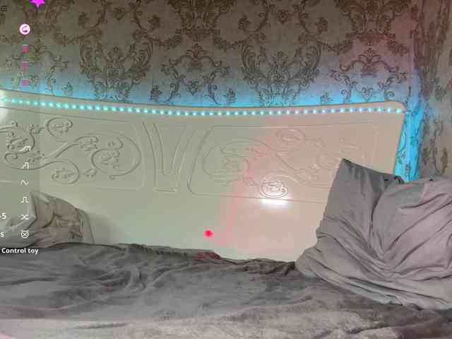 TraceyKalani TraceyKalani