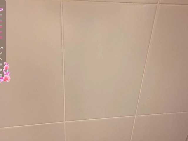 mylittlemolly's BongaCams show and profile