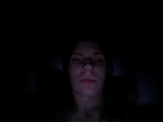 me-la-nia19 from BongaCams