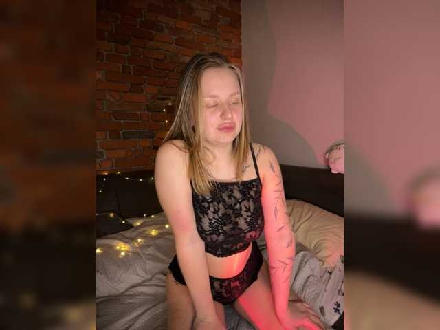 AngelEl13's BongaCams show and profile