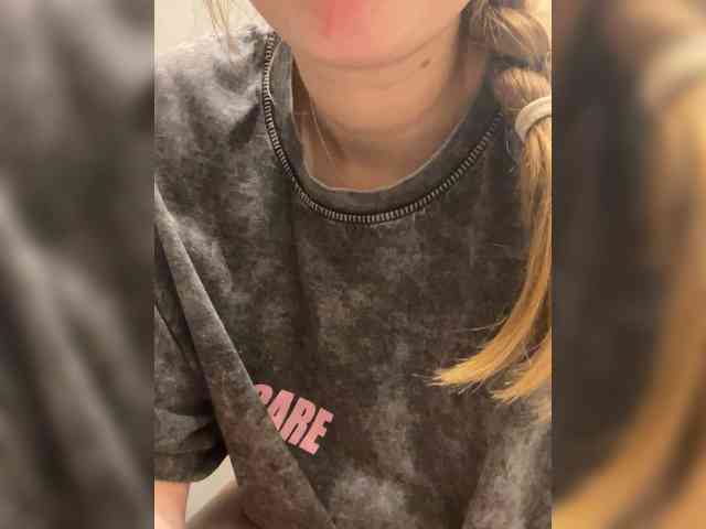 Candiysweety Live Webcam on BongaCams