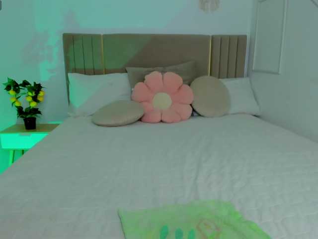 Erika-bestboobs's BongaCams show and profile