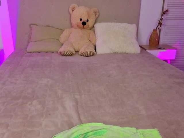 Erika-bestboobs's BongaCams show and profile