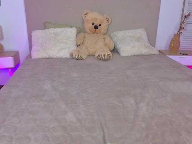 Erika-bestboobs's BongaCams show and profile